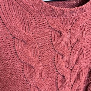 AEO Rusty Red Chunky Chenille Cable Knit Cozy Sweater Size M